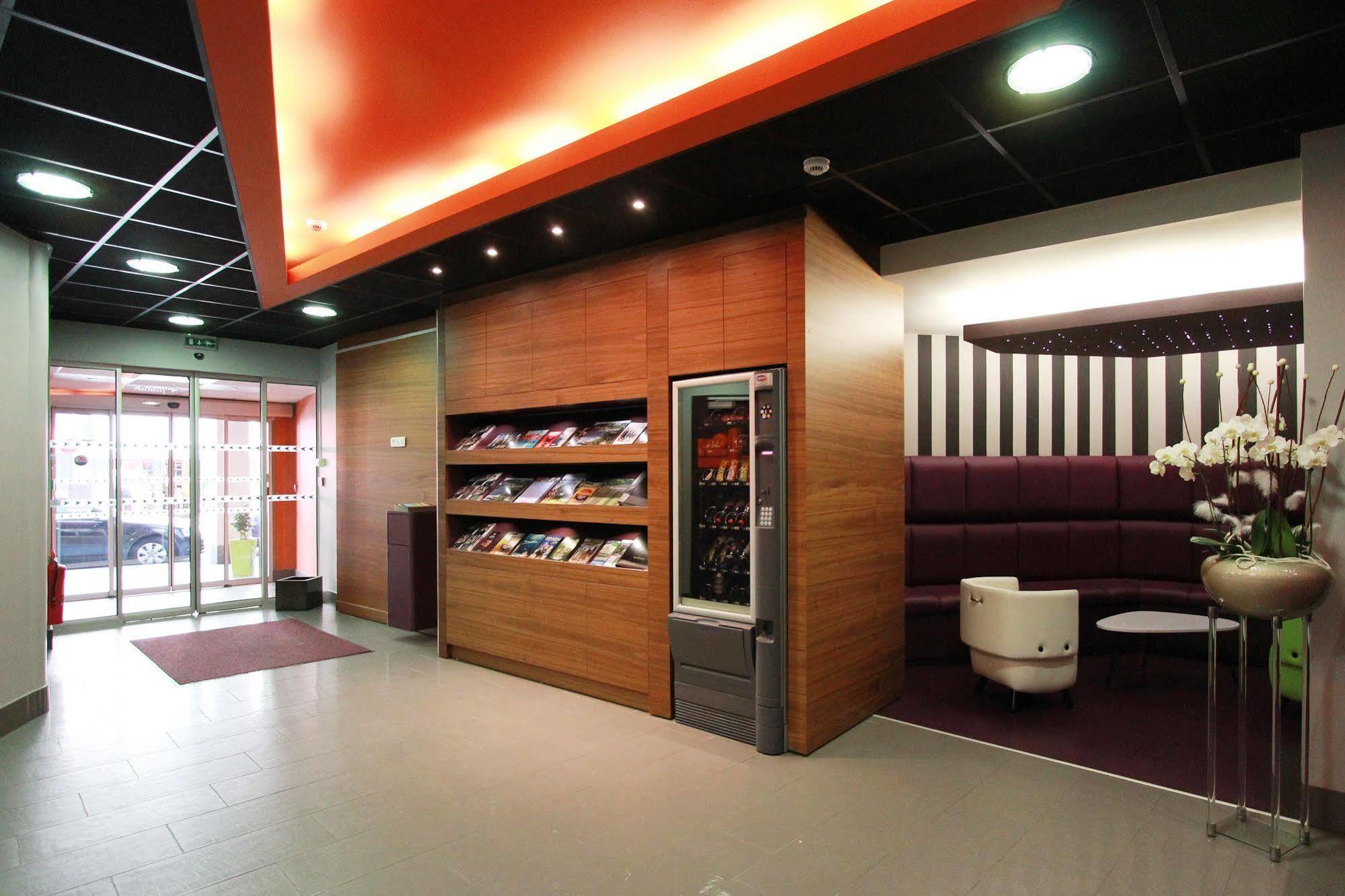 לאבאל Best Western Hotel De Paris מראה חיצוני תמונה